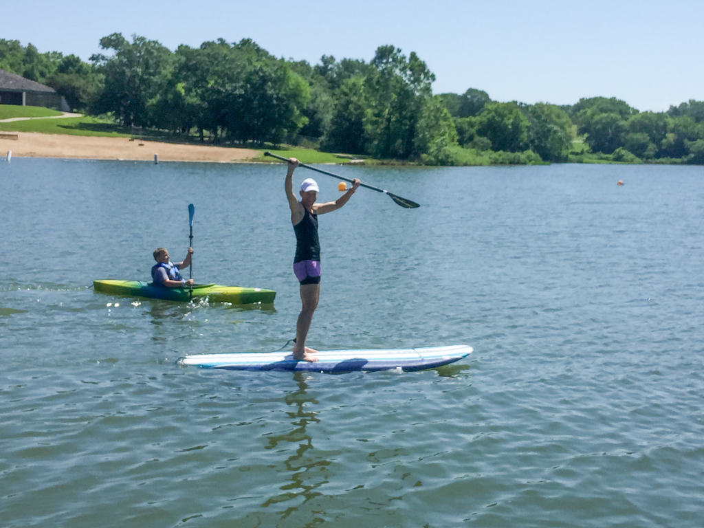 kayak photobomb